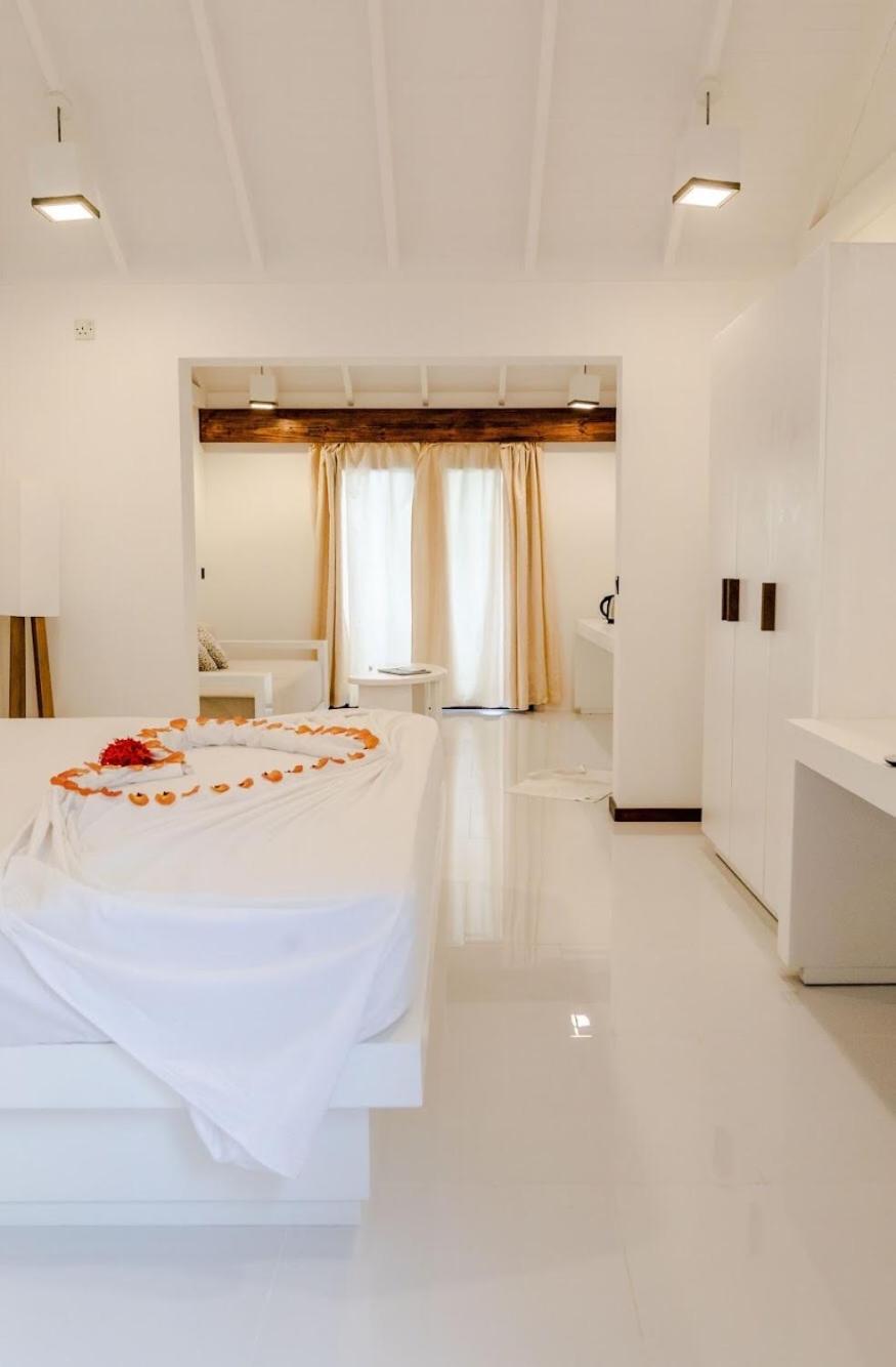 Brickwood Ganduvaru Private Villas Rasdhoo Oda fotoğraf