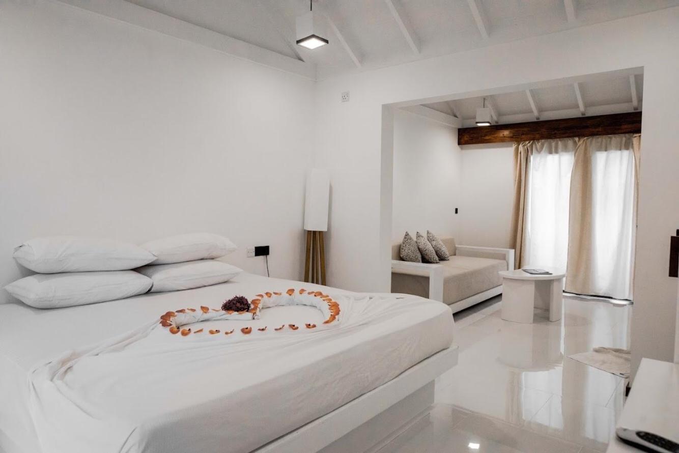 Brickwood Ganduvaru Private Villas Rasdhoo Oda fotoğraf